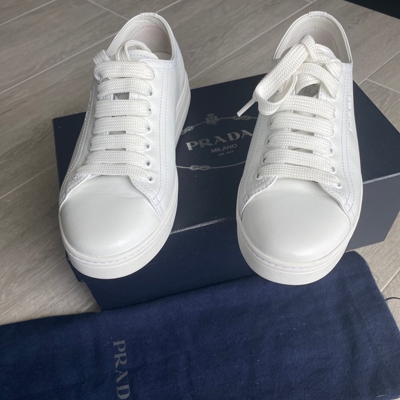Prada white leather sneakers - Picture 4 of 8